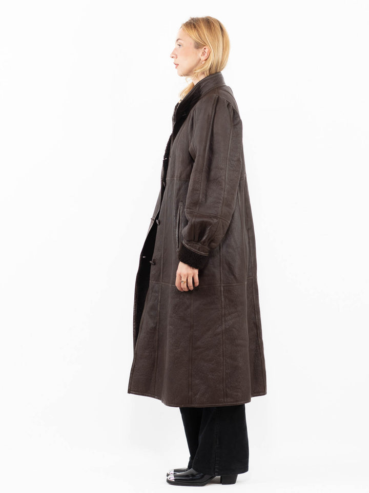 Vintage 90's Women Sheepskin Coat in BrownA0169