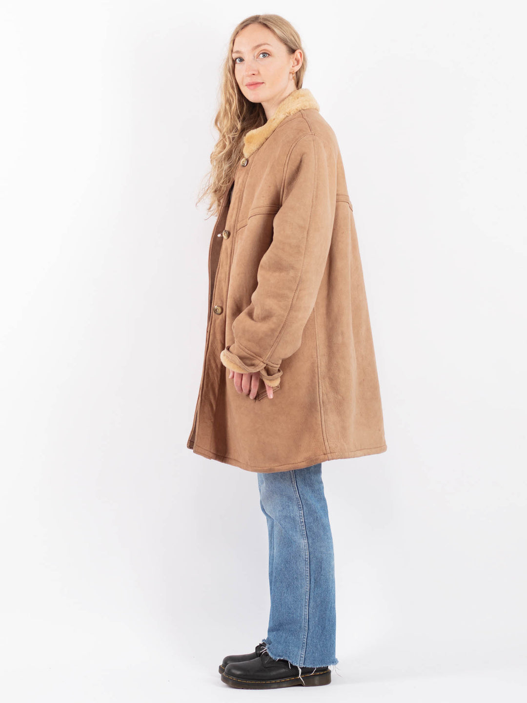 Vintage 80's Women Sheepskin Shearling Coat in BeigeV9472