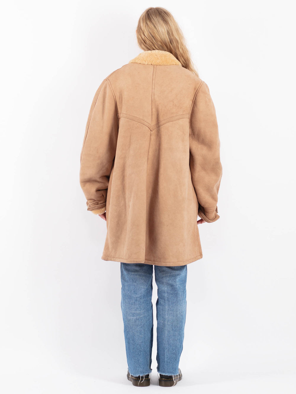 Vintage 80's Women Sheepskin Shearling Coat in BeigeV9472