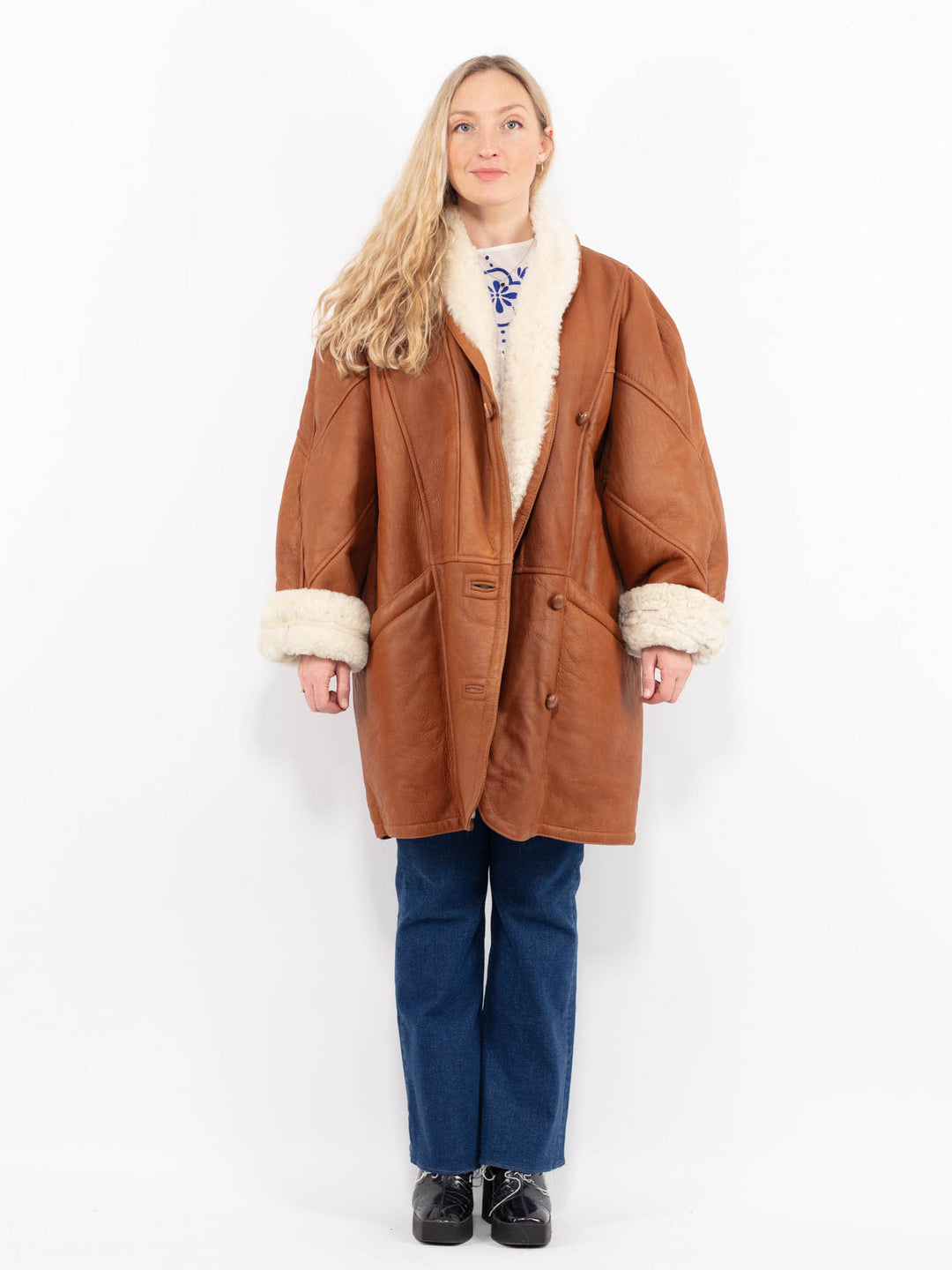 Vintage 80's Women Sheepskin Coat in BrownA1011