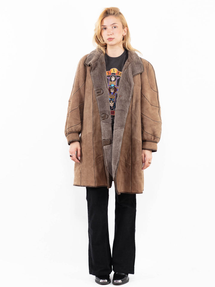 Vintage 80's Women Sheepskin Coat in BeigeA0175
