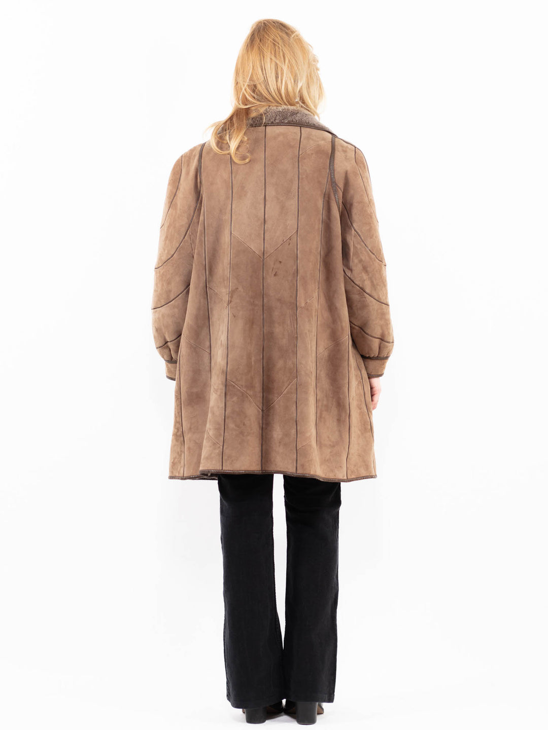 Vintage 80's Women Sheepskin Coat in BeigeA0175