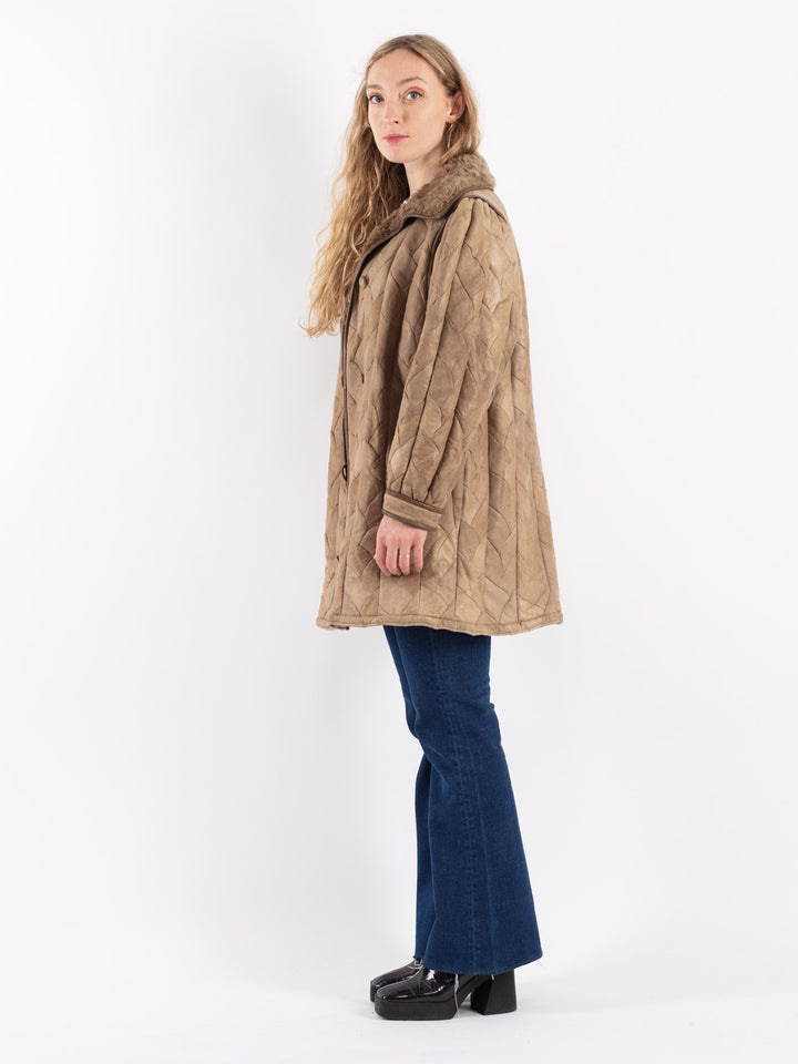 Vintage 80's Women Sheepskin Coat in Beige
