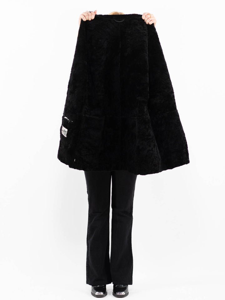 Vintage 80's Women Sheepskin Coat in BlackA0180