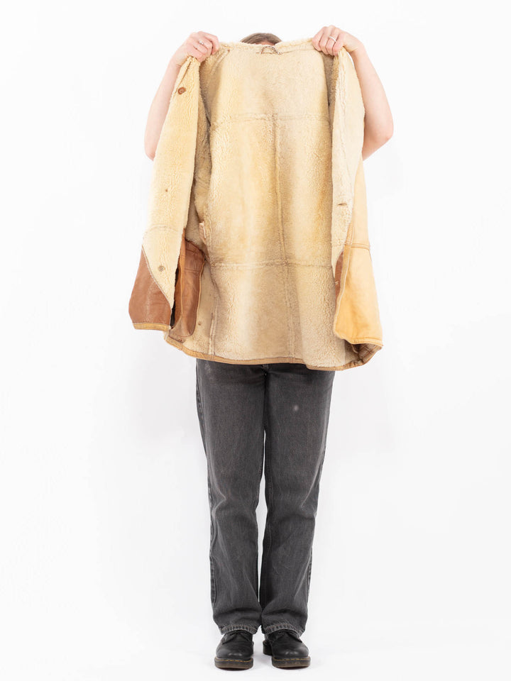 Vintage 80's Women Sheepskin Coat in BeigeA0631