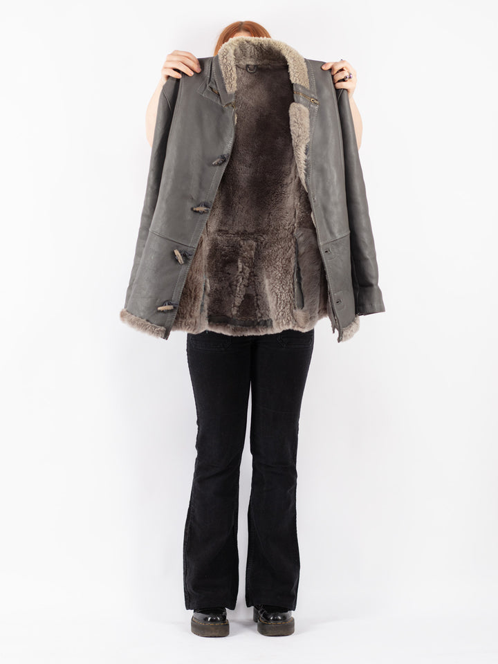 Vintage 80's Women Sheepskin Coat in Gray