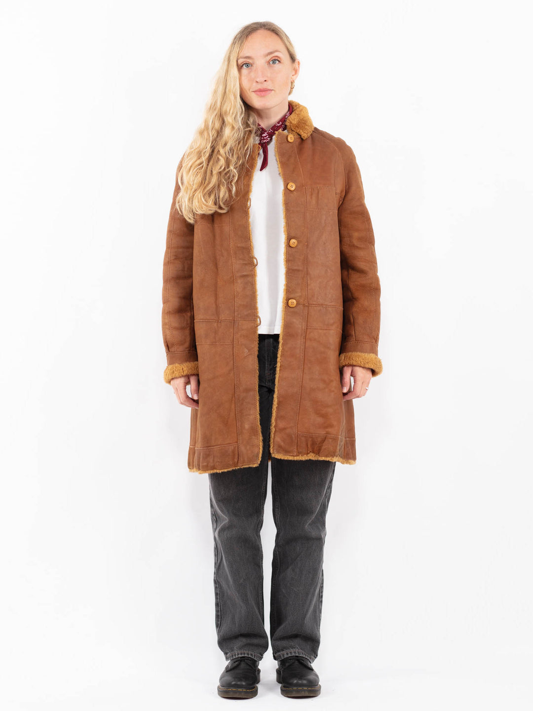 Vintage 80's Women Sheepskin Coat in BrownA0633