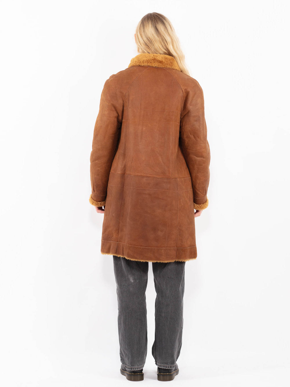 Vintage 80's Women Sheepskin Coat in BrownA0633