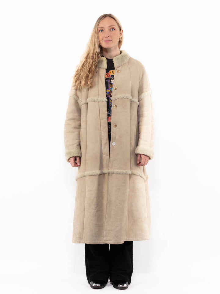 Vintage 80's Women Sheepskin Coat in BeigeA0916