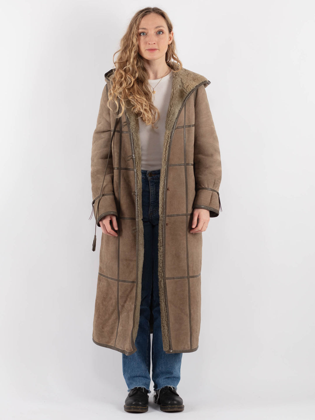 Vintage 80's Women Sheepskin Coat in BeigeV9248