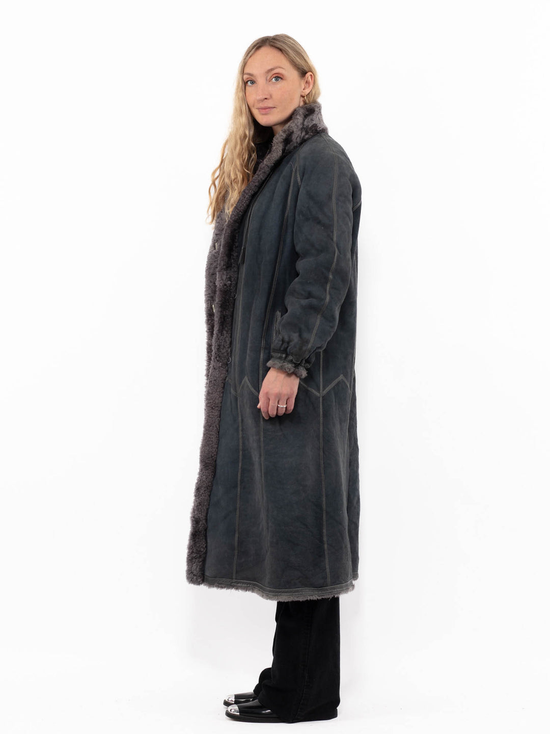 Vintage 80's Women Sheepskin Coat in GrayA0917