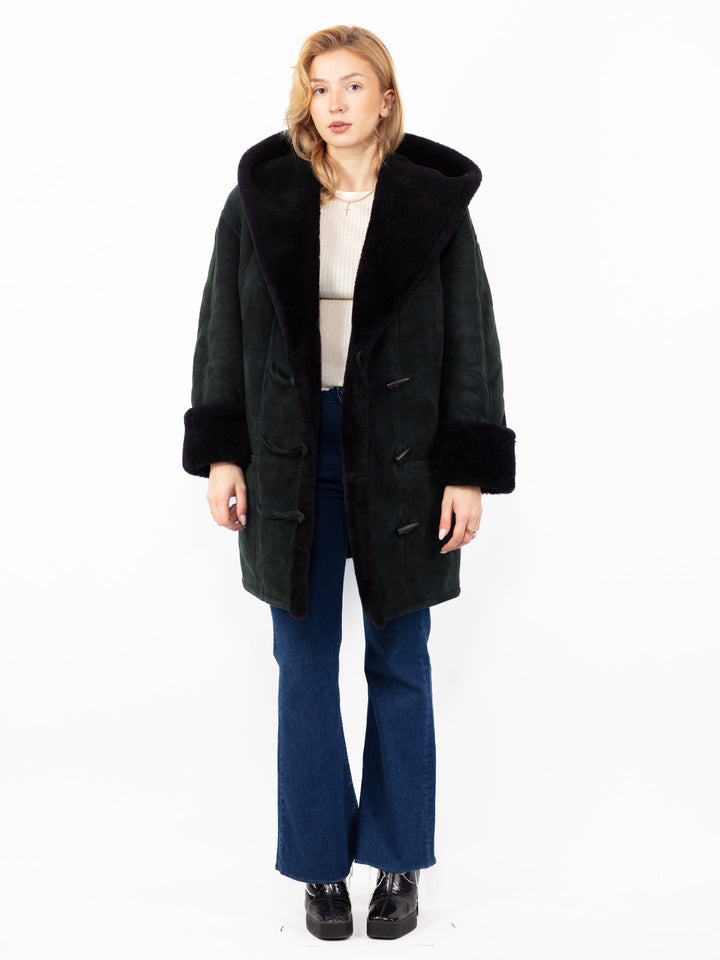 Vintage 80's Women Hide Society Sheepskin Coat in Faded Black