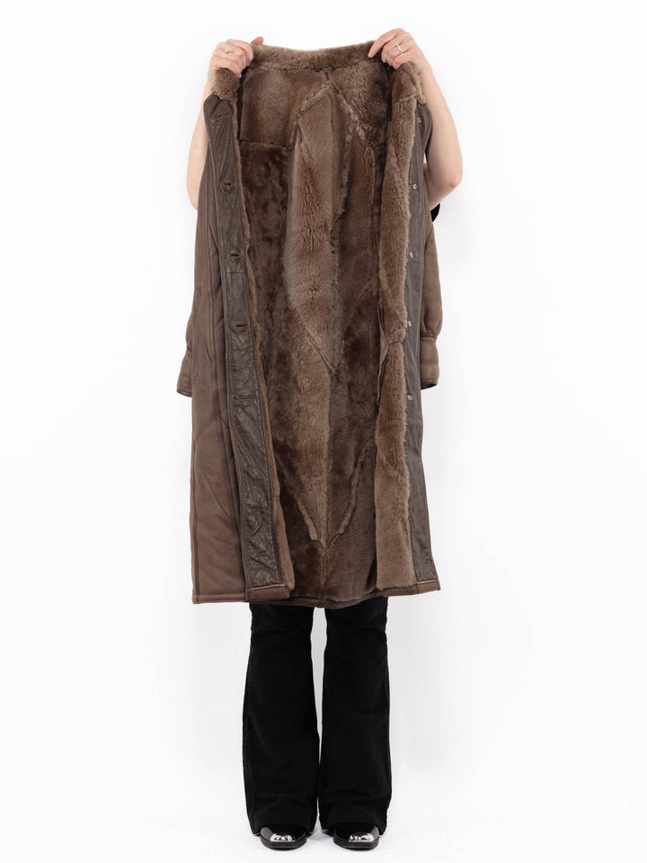 Vintage 80's Women Sheepskin Coat in BrownA0920