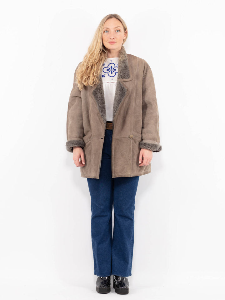 Vintage 80's Women Sheepskin Coat in GrayA1027