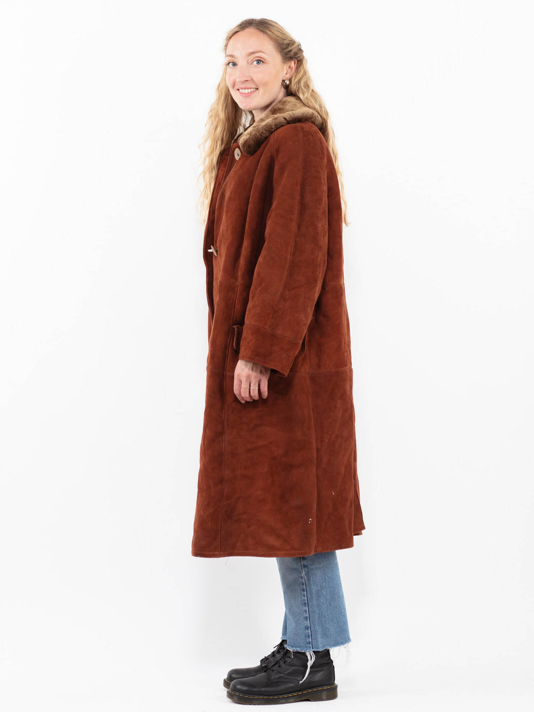 Vintage 80's Women Sheepskin Coat in BrownA0296