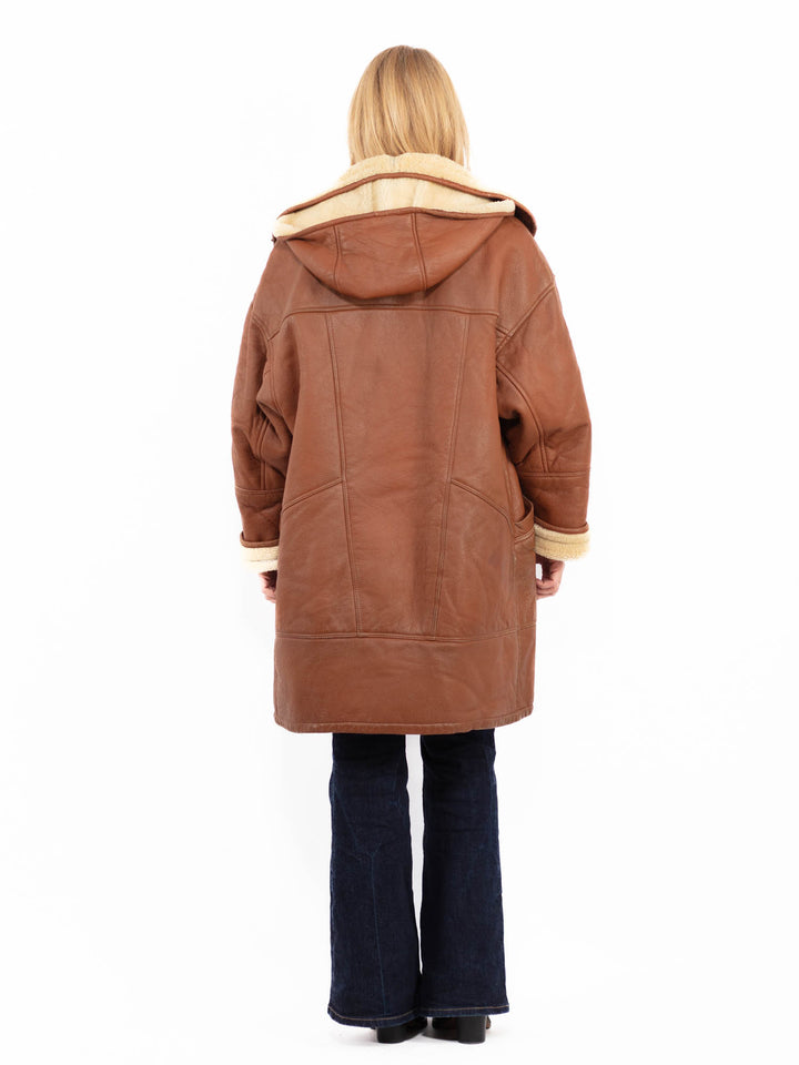 Vintage 80's Women Oversized Sheepskin Coat in Brown