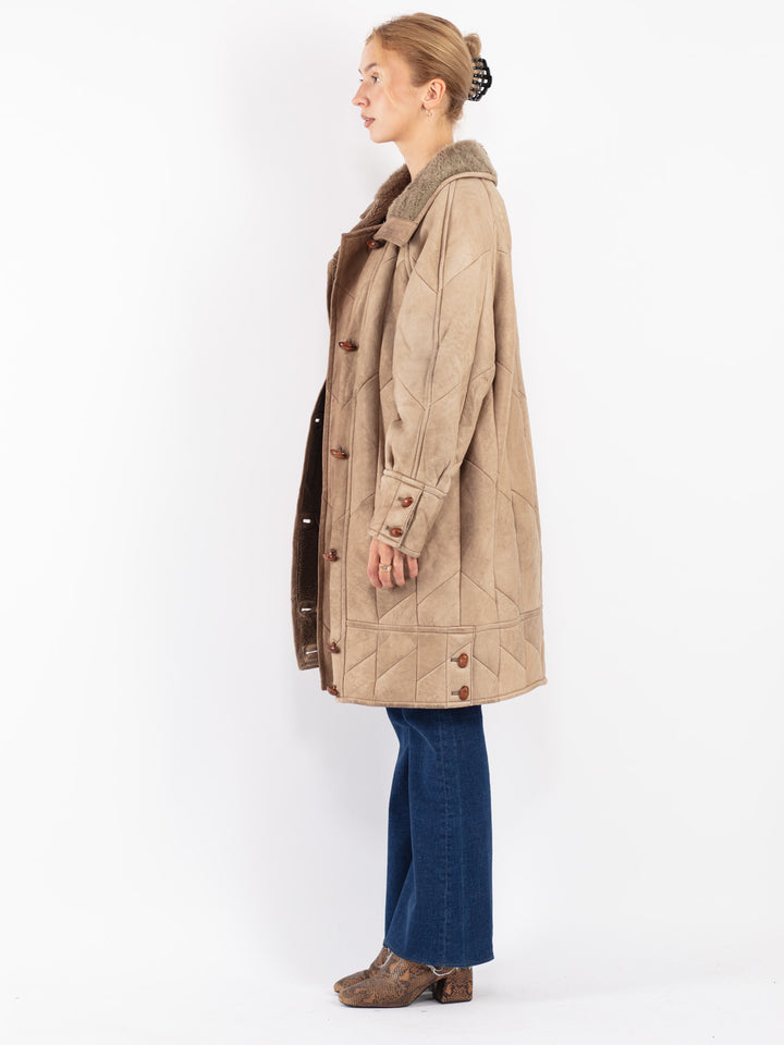Vintage 80's Women Sheepskin in Beige