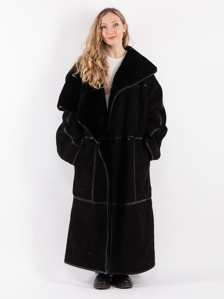 Vintage 80's Women Sheepskin Coat in Black