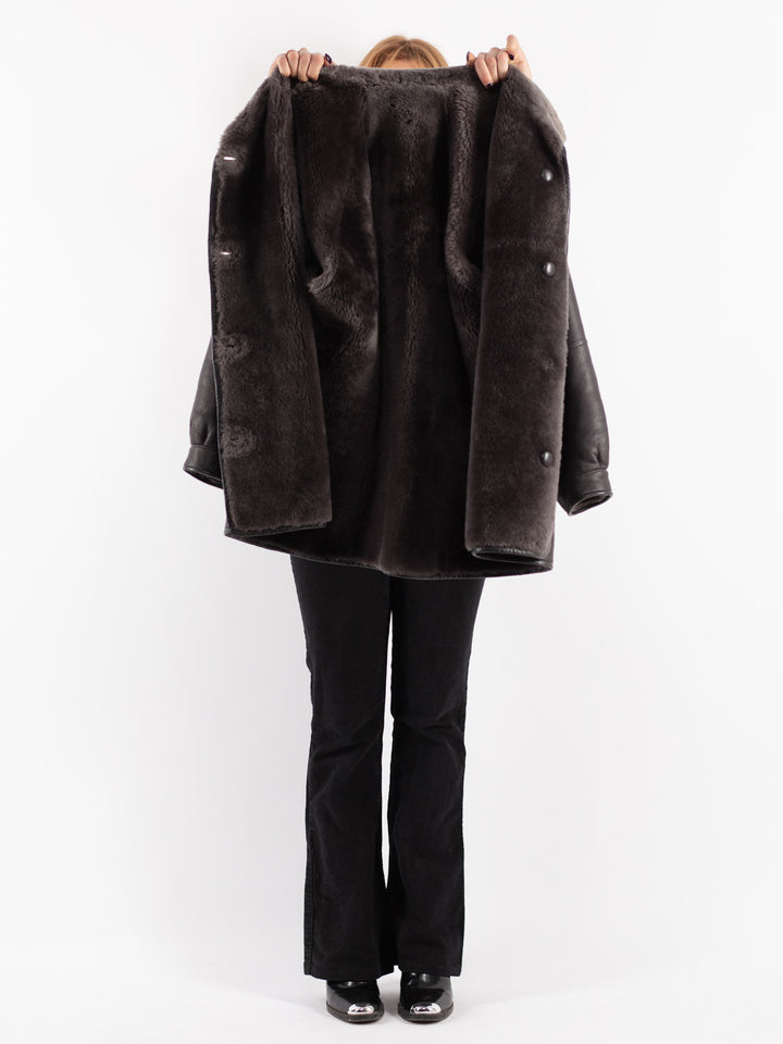 Vintage 80's Women Sheepskin Shearling Coat in Gray