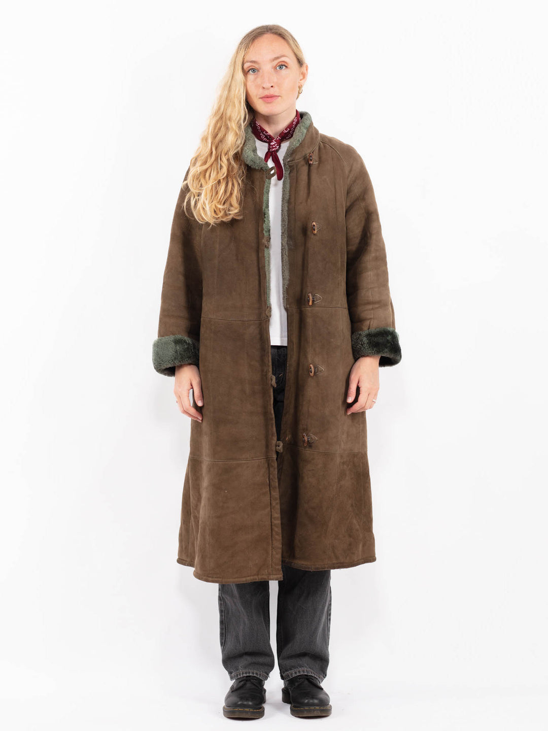 Vintage 80's Women Sheepskin Coat in BrownA0648