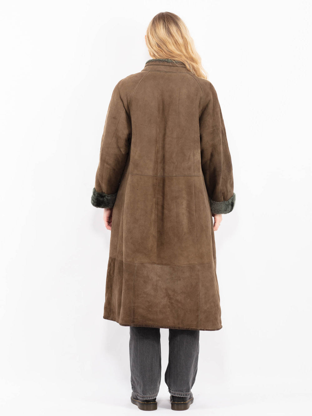 Vintage 80's Women Sheepskin Coat in BrownA0648