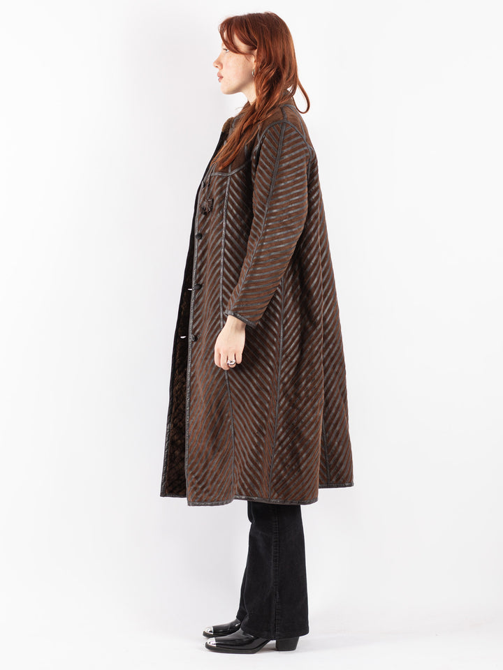 Vintage 80's Women Sheepskin Coat in Brown