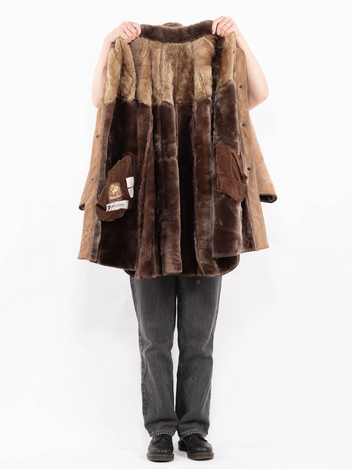 Vintage 80's Women Sheepskin Coat in BeigeA0649