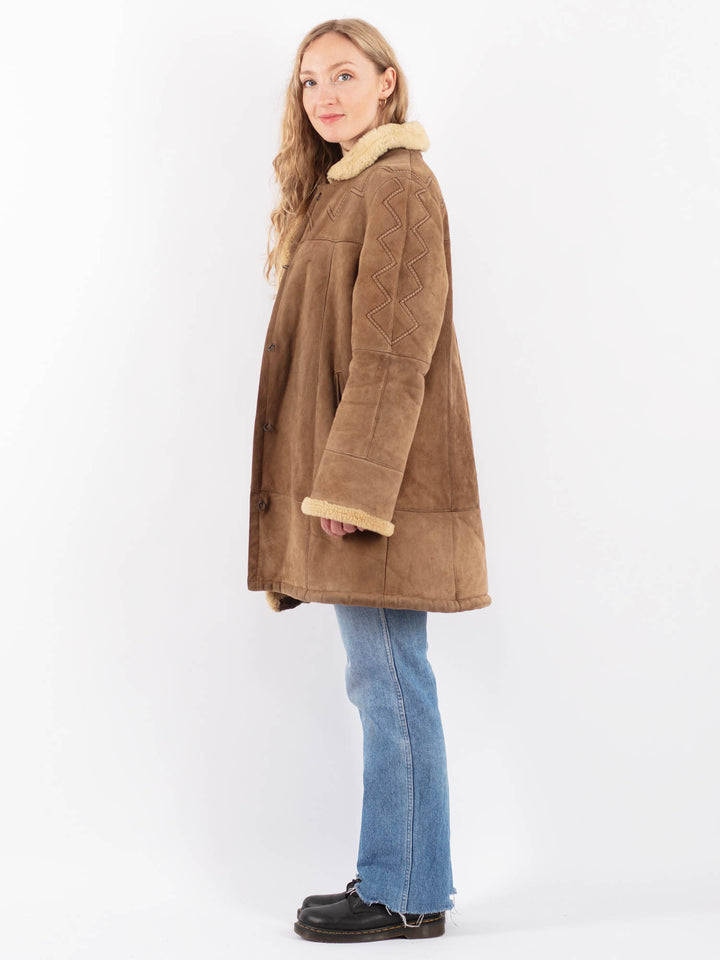 Vintage 80's Women Sheepskin Coat in BeigeV9498