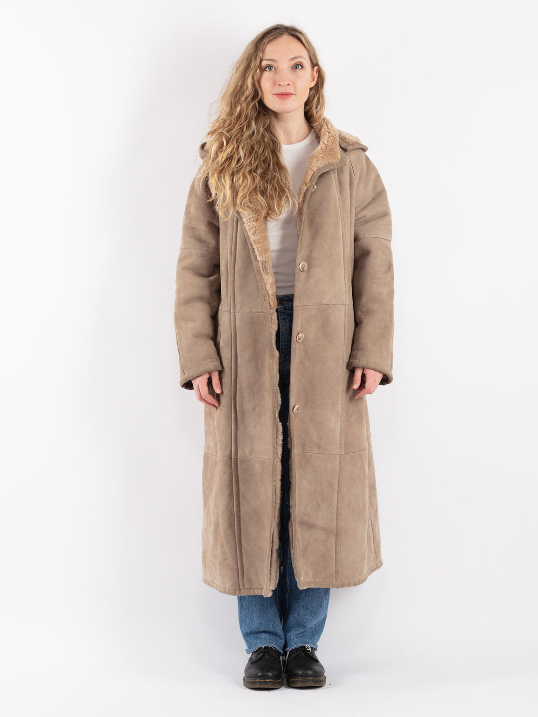 Vintage 80's Women Sheepskin Coat in BeigeV9063