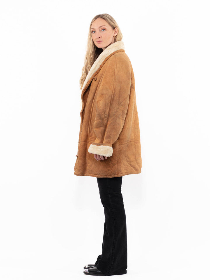 Vintage 80's Women Sheepskin Coat in BrownA0935