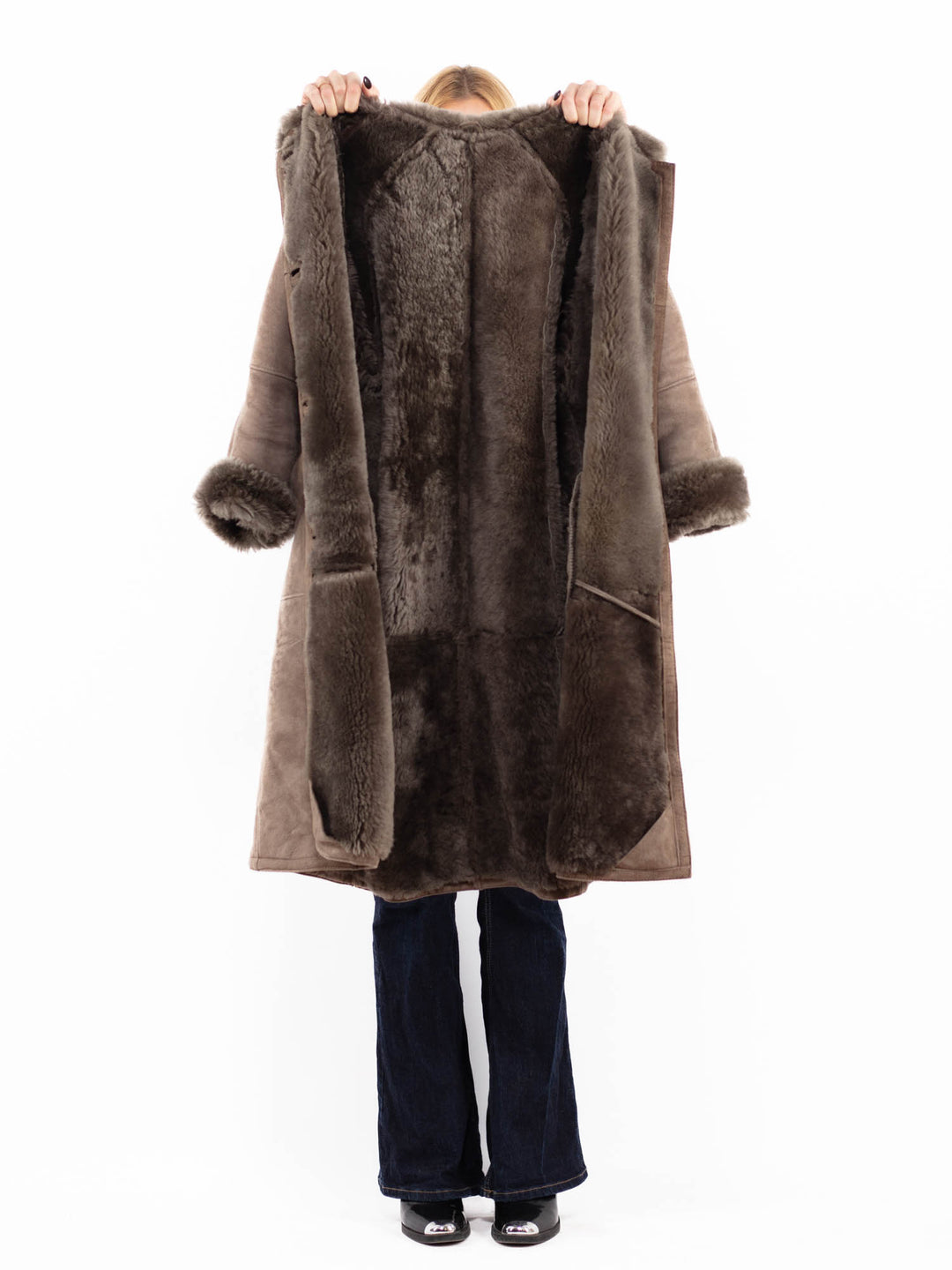 Vintage 90's Women Sheepskin Coat in BeigeA0770