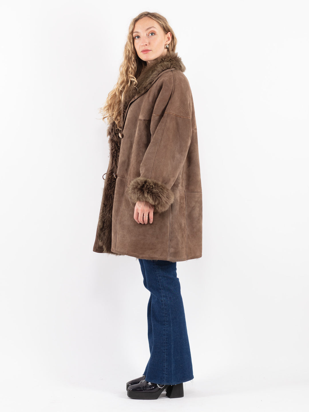 Vintage 80's Women Sheepskin Shearling Coat in Brown