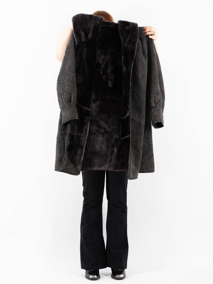 Vintage 80's Women Sheepskin Coat in GrayV9812