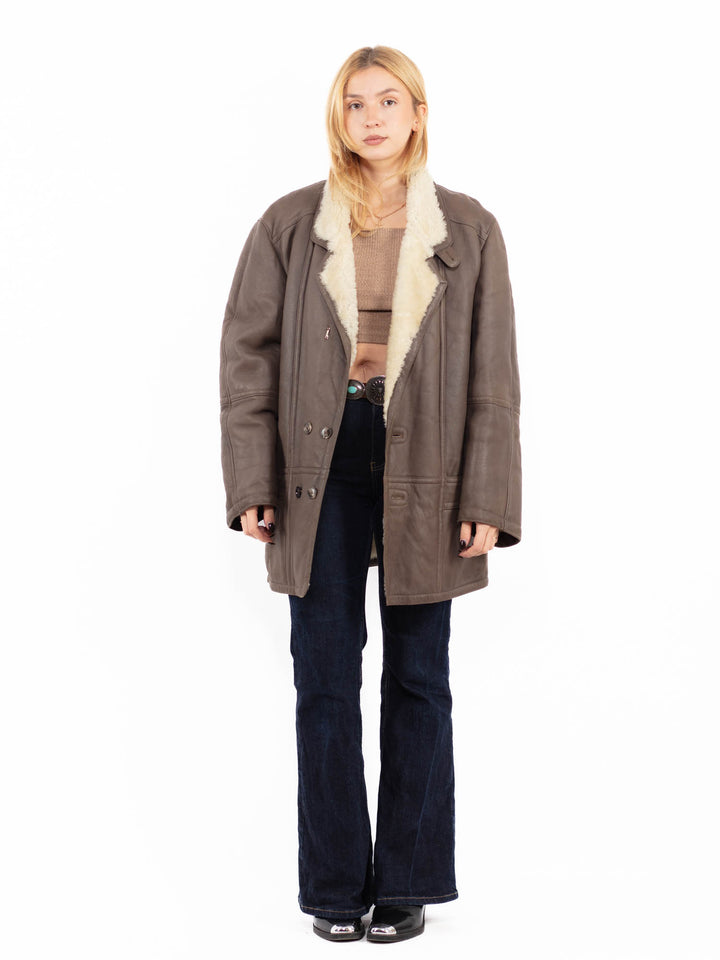 Vintage 80's Women Sheepskin Coat in Brown