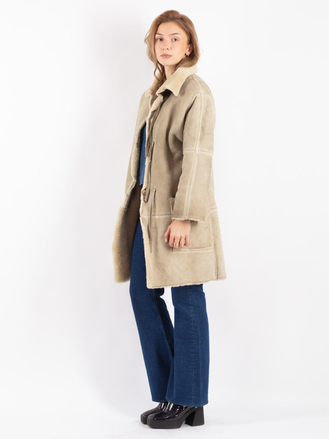 Vintage 80's Women Sheepskin Coat in Beige