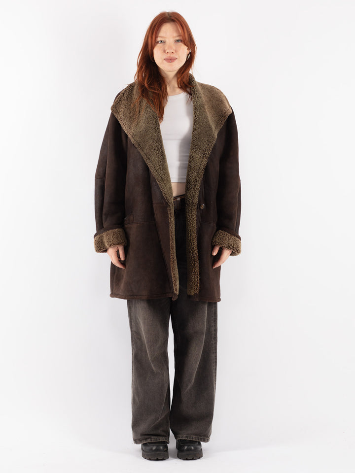 Vintage 80's Women Sheepskin Coat in Brown