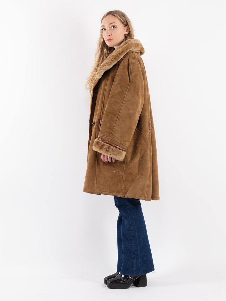 Vintage 80's Women Sheepskin Shearling Coat in Beige