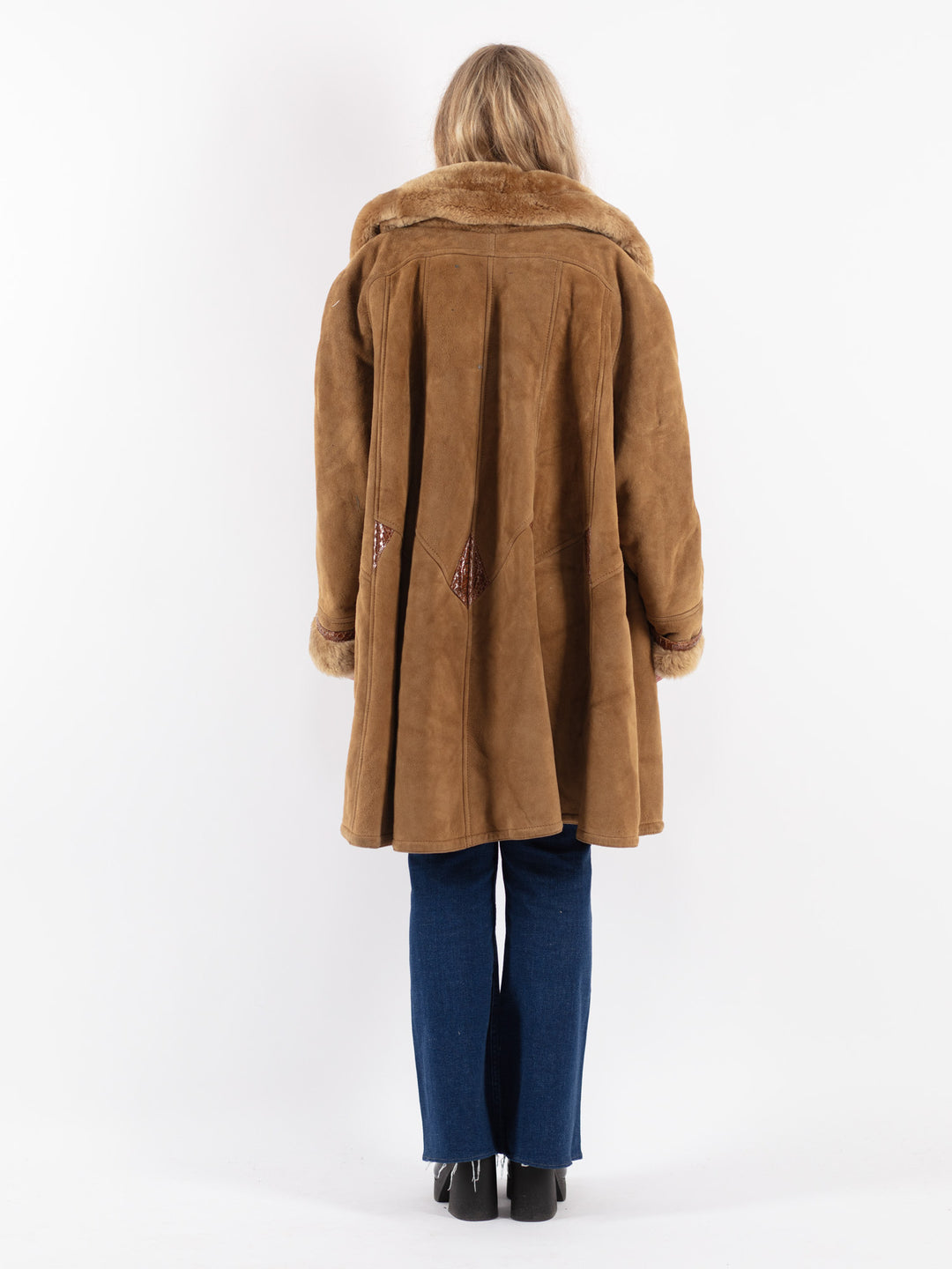 Vintage 80's Women Sheepskin Shearling Coat in Beige