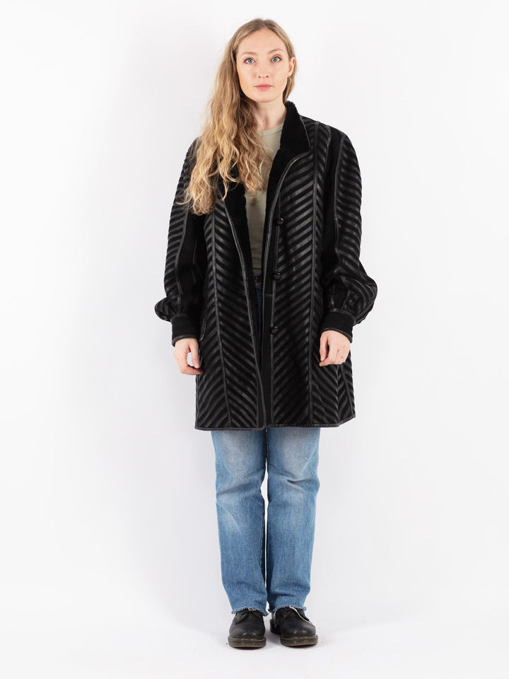 Vintage 80's Women Sheepskin Shearling Coat in Black