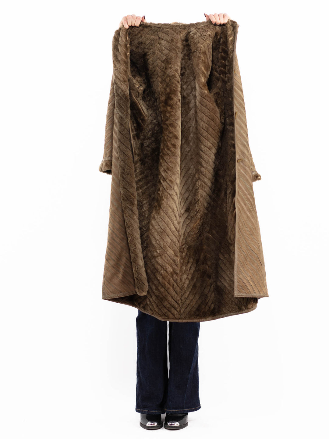 Vintage 80's Women Sheepskin Coat in BrownA0778