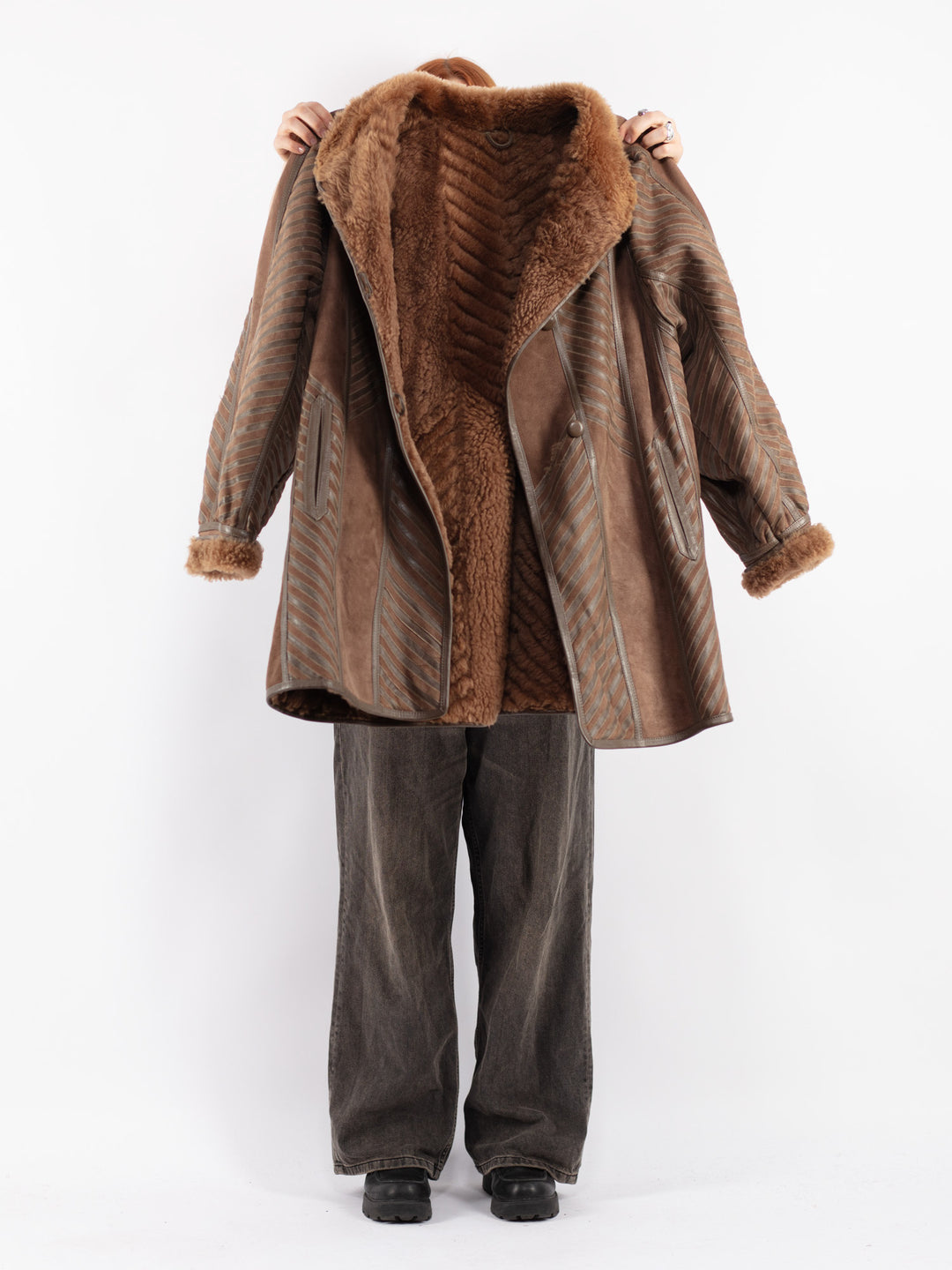 Vintage 80's Women Sheepskin Coat in Brown
