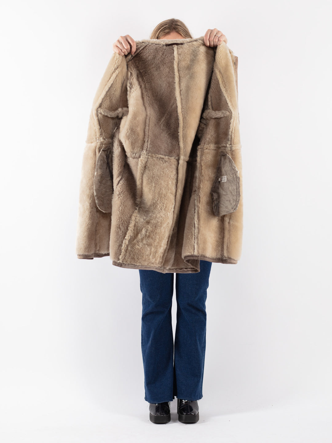 Vintage 80's Women Sheepskin Coat in Beige