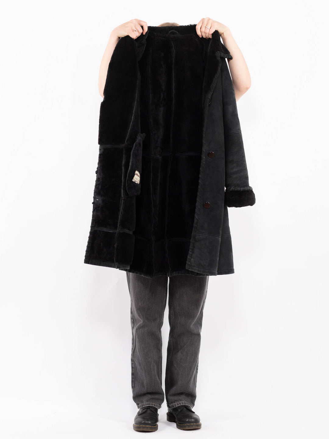Vintage 80's Women Sheepskin Shearling Coat in BlackA0668