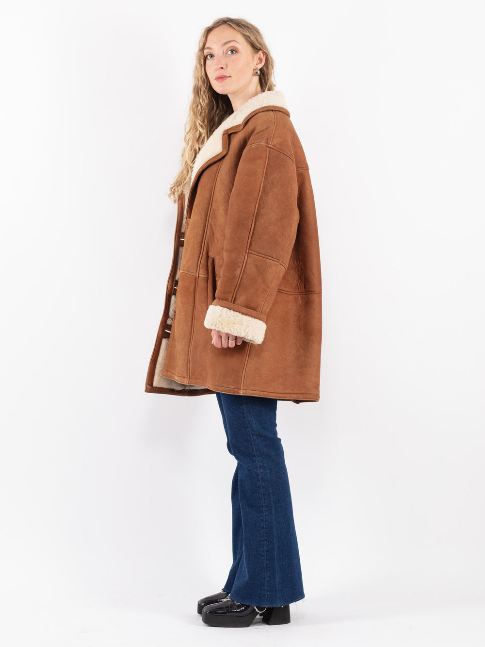 Vintage 80's Women Sheepskin Shearling Coat in Brown