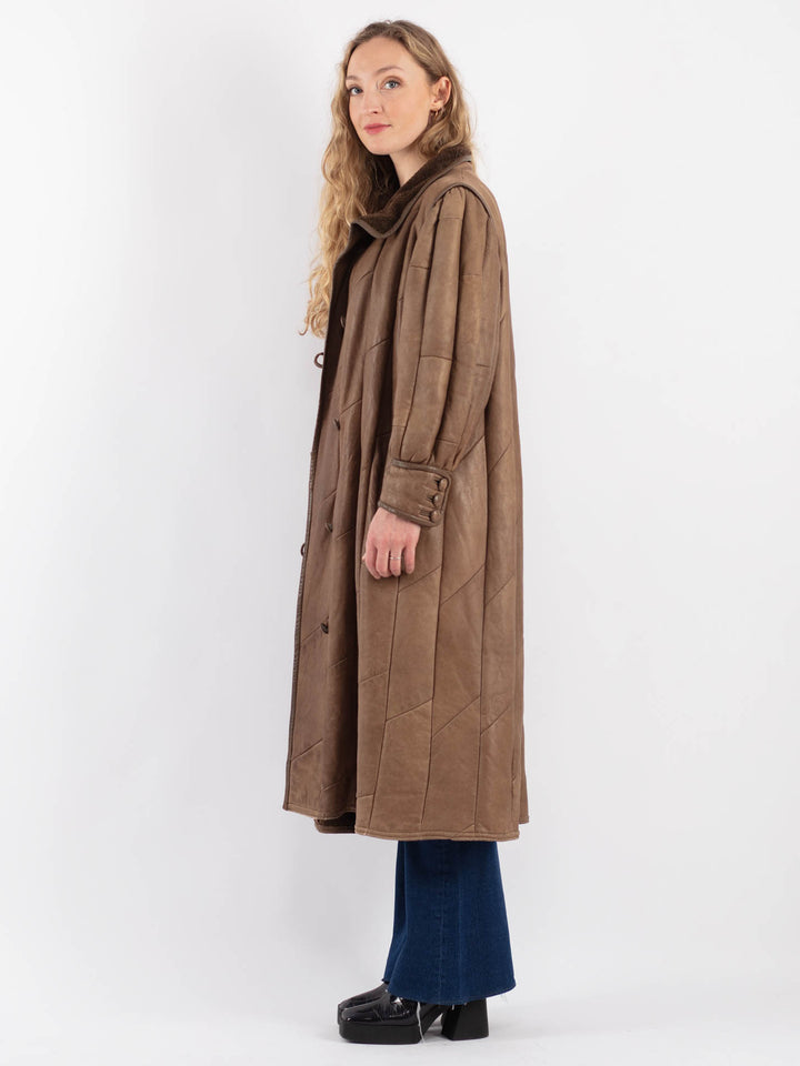 Vintage 80's Women Sheepskin Coat in BrownV9175