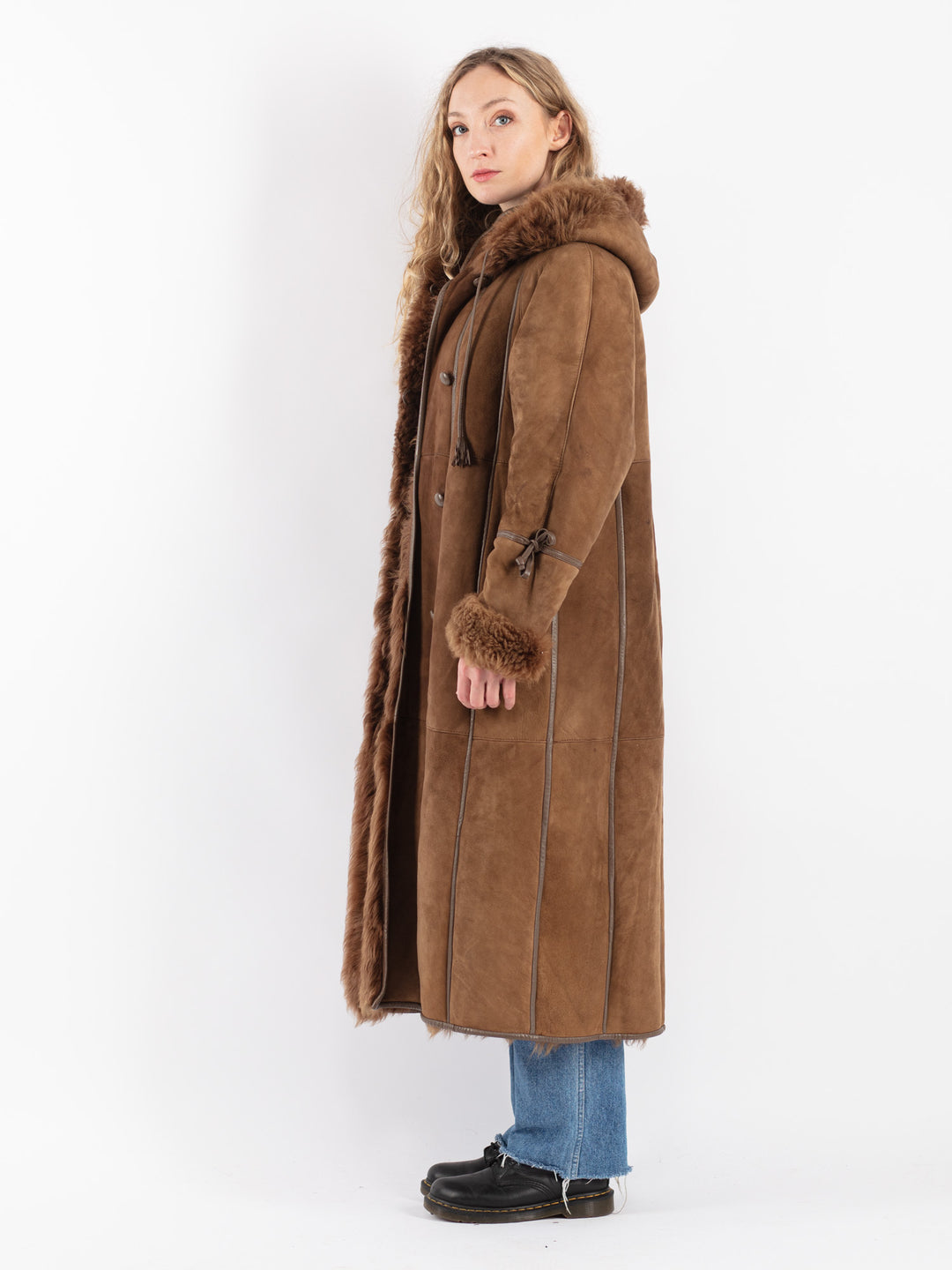 Vintage 80's Women Sheepskin Shearling Coat in Brown