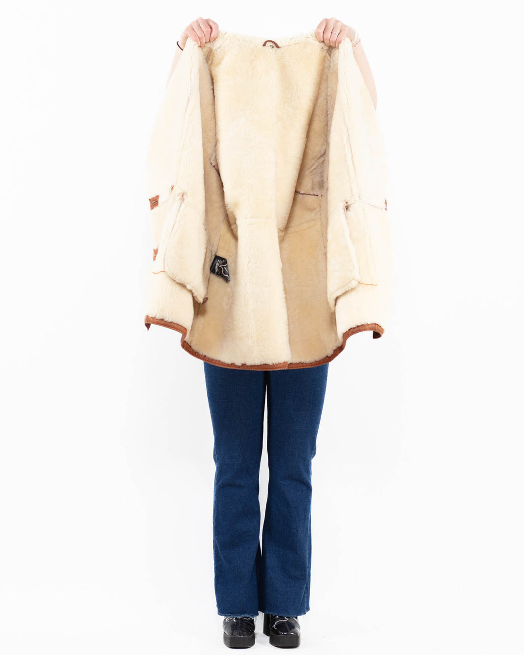 Vintage 80's Women Sheepskin Coat in BrownA0027