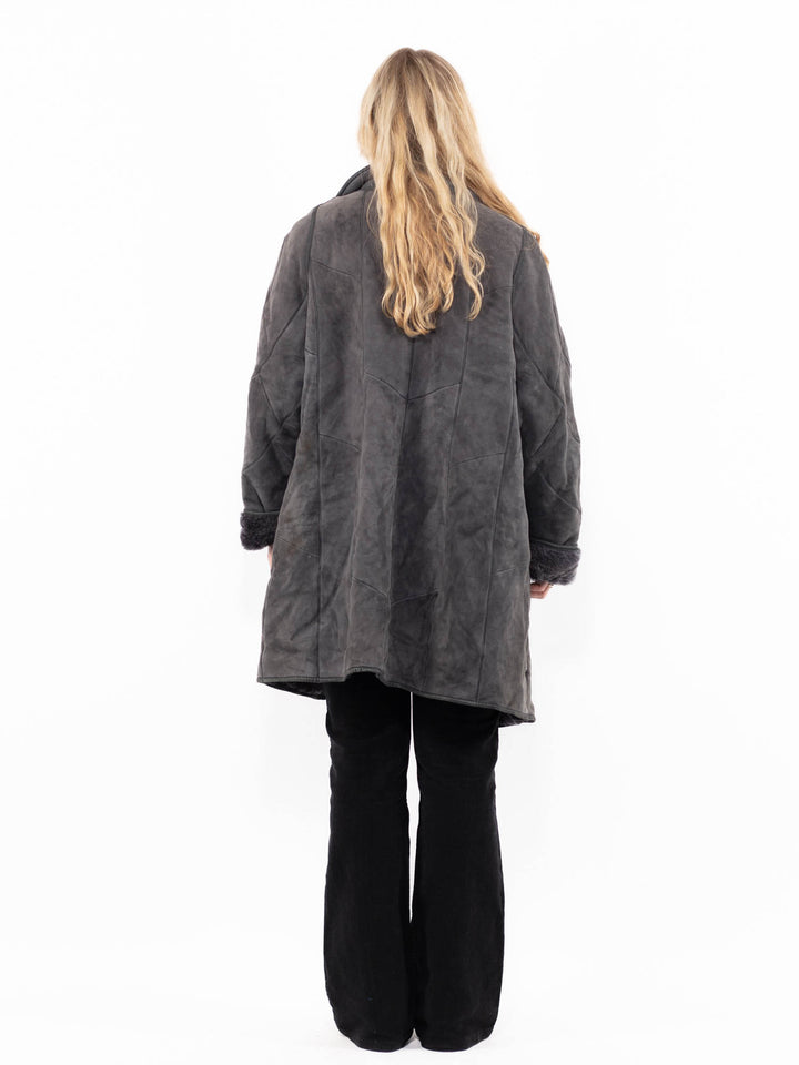 Vintage 80's Women Sheepskin Coat in GrayA0957