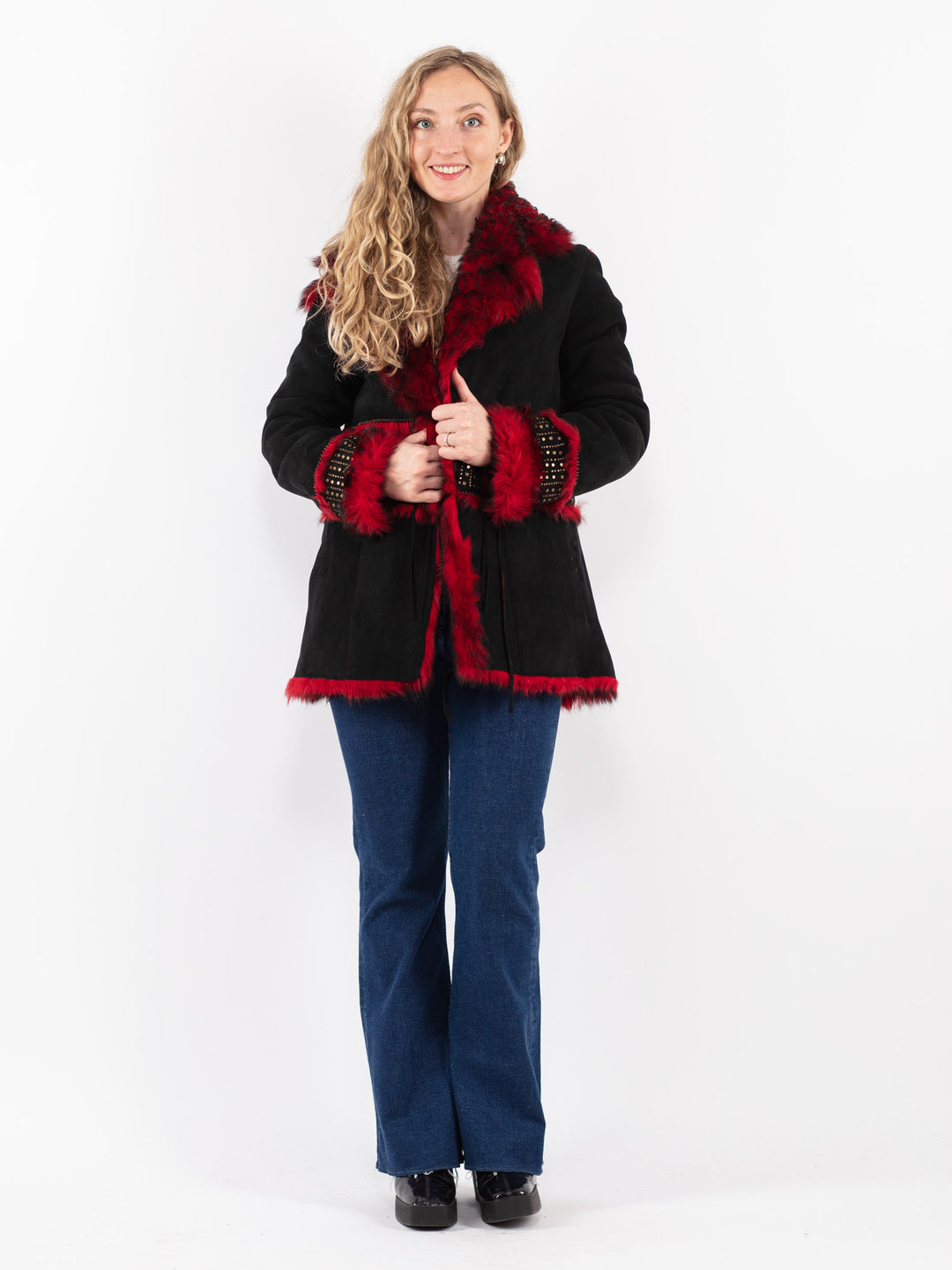 Vintage 80's Women Sheepskin Coat in Black