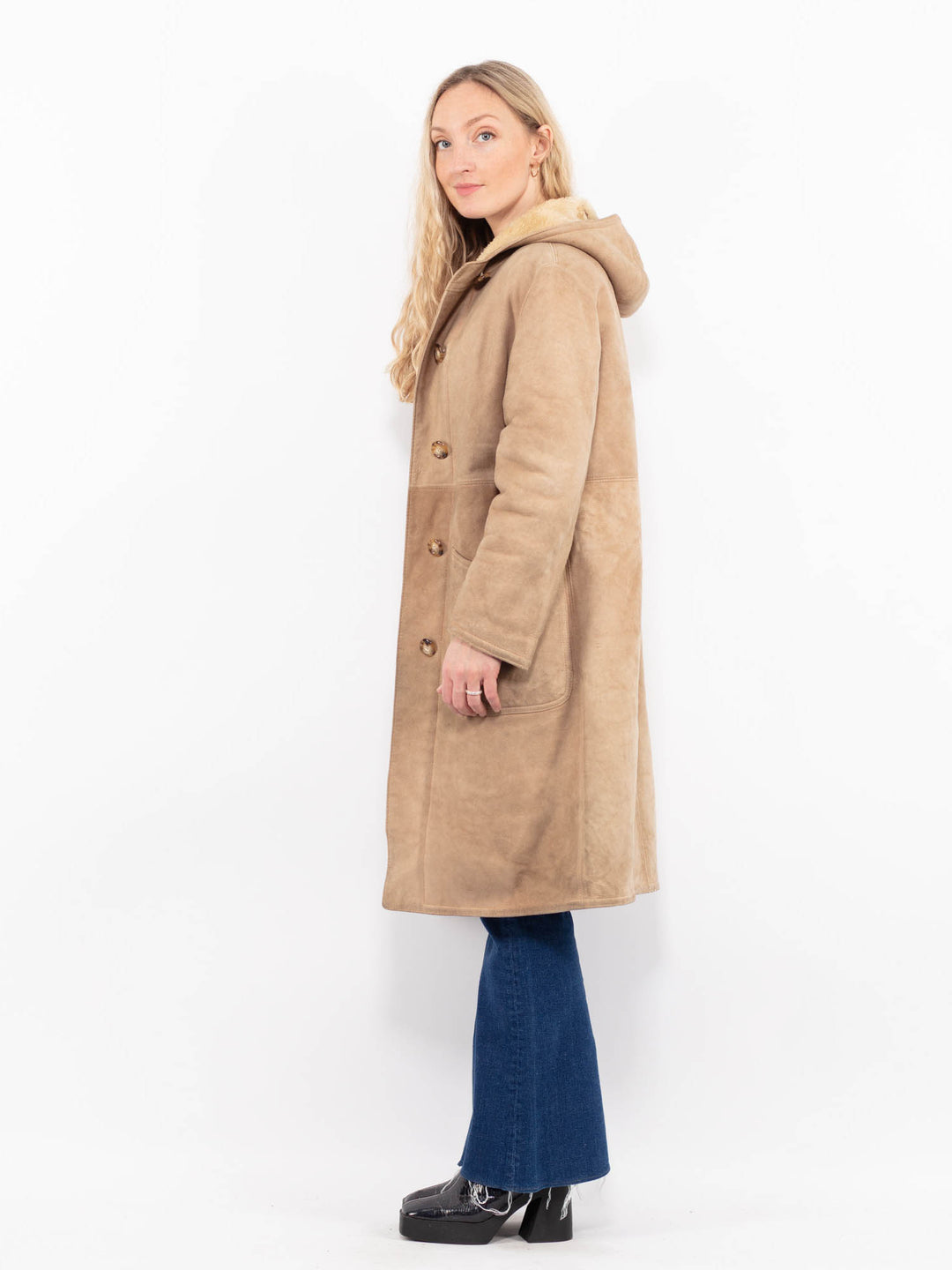 Vintage 80's Women Sheepskin Coat in BeigeA1064